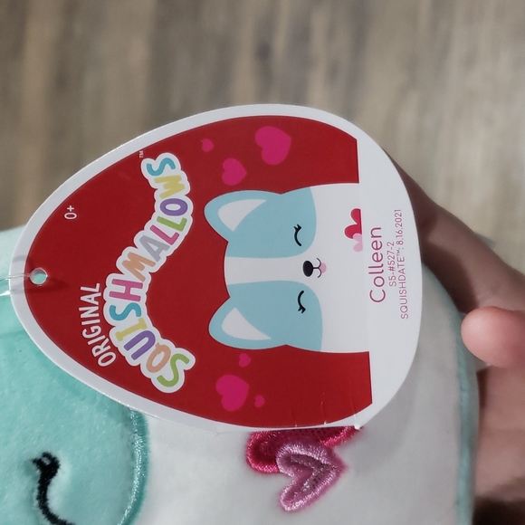 Colleen 5 inch Squishmallow (Valentines Day) - Picture 2 of 3